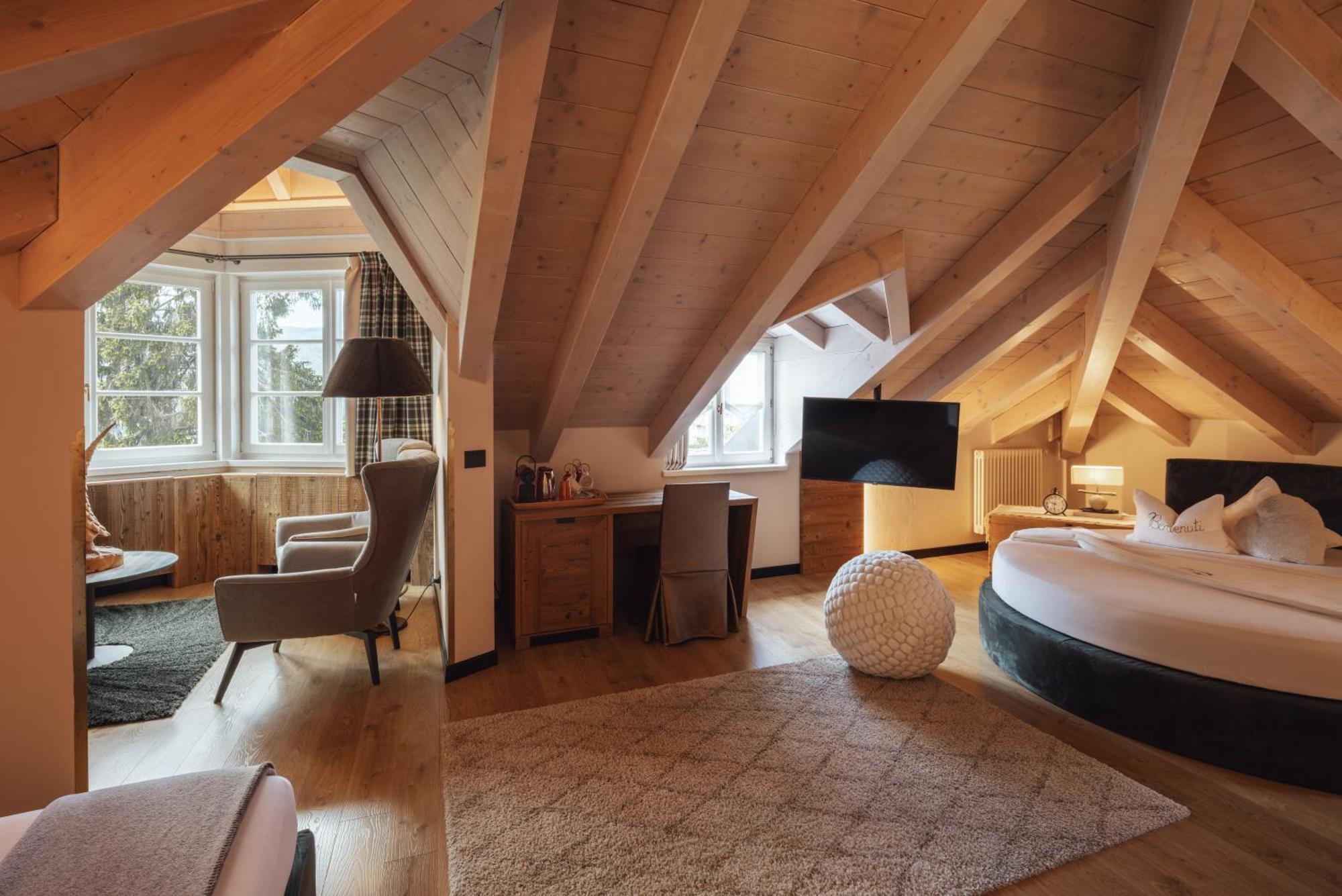 Hotel Garni Laurino Cavalese Luaran gambar